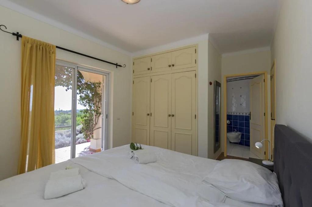 Luxurious villa with beautiful see views&spacious garden Ferragudo  Extérieur photo