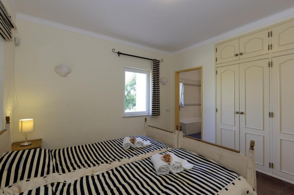 Luxurious villa with beautiful see views&spacious garden Ferragudo  Extérieur photo