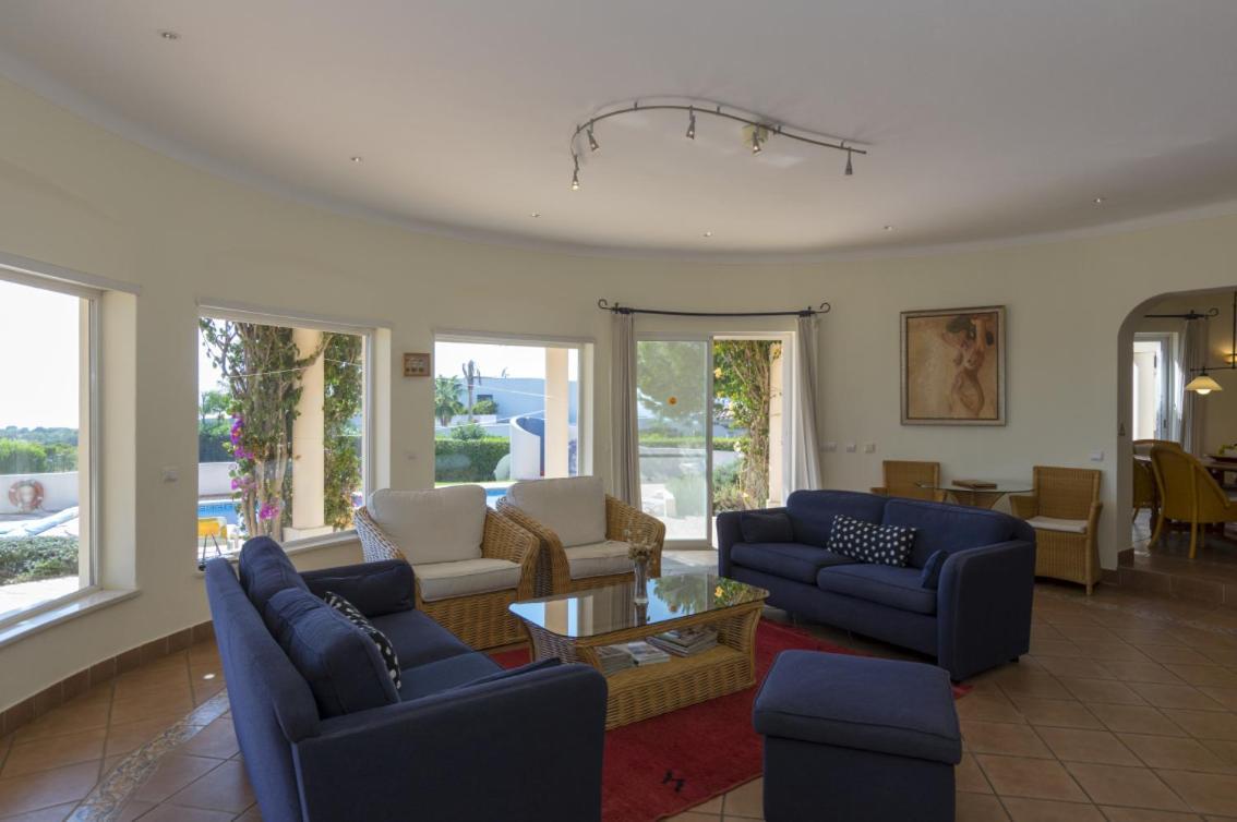 Luxurious villa with beautiful see views&spacious garden Ferragudo  Extérieur photo