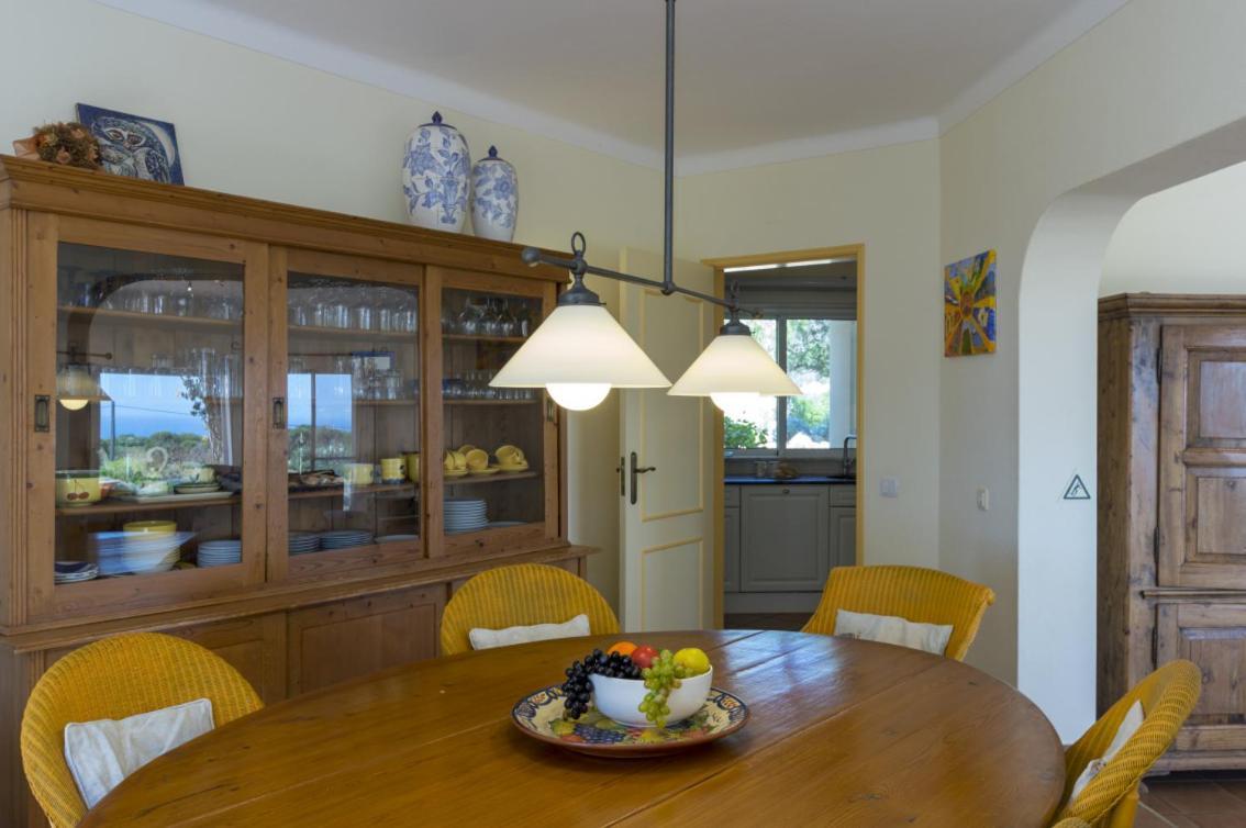 Luxurious villa with beautiful see views&spacious garden Ferragudo  Extérieur photo